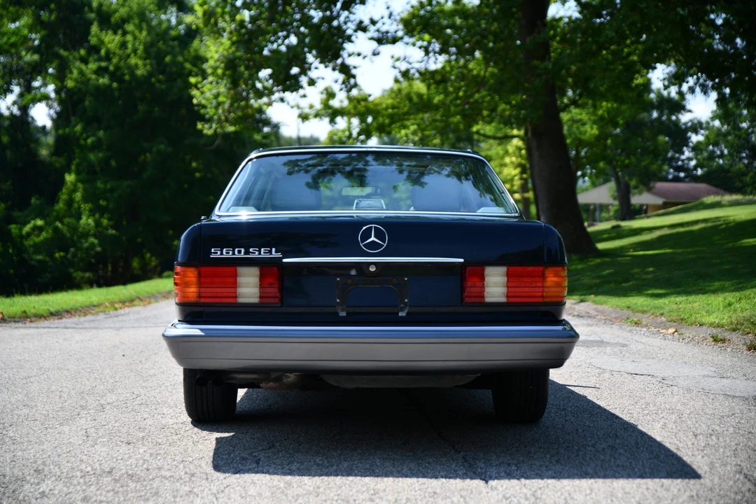 1986 Mercedes-Benz W126 S-Class Sedan - Image 10 of 31