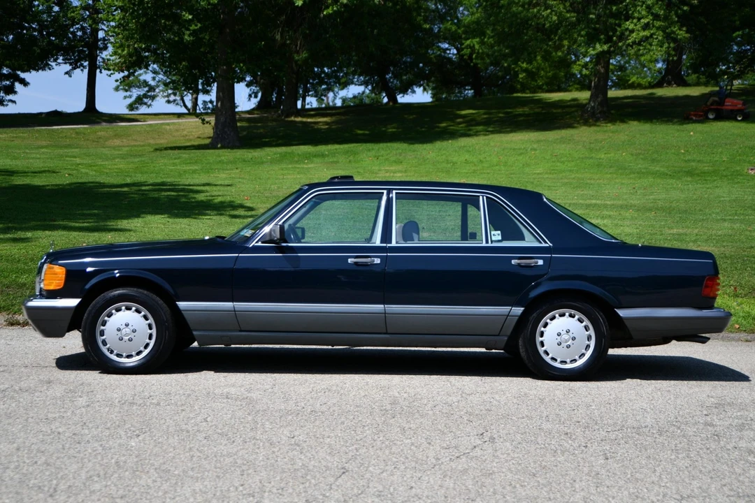 1986 Mercedes-Benz W126 S-Class Sedan - Image 14 of 31