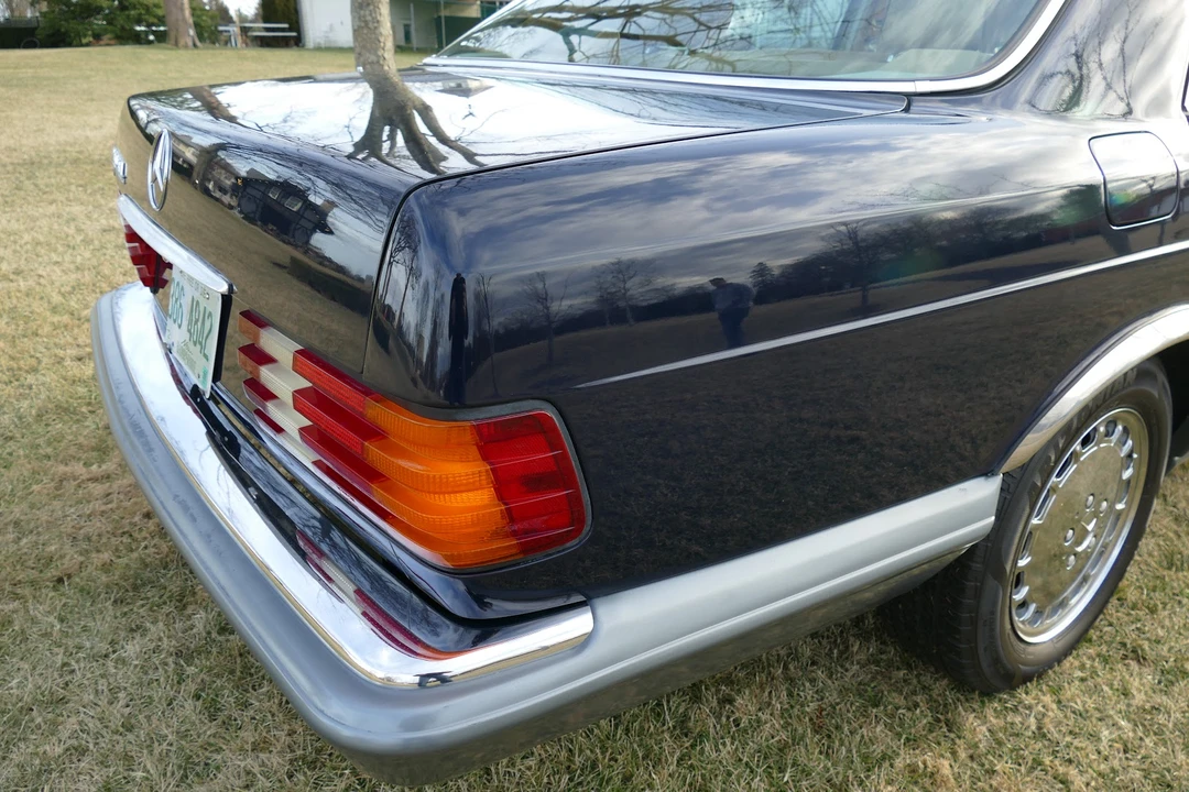1986 Mercedes-Benz W126 S-Class Sedan - Image 17 of 31