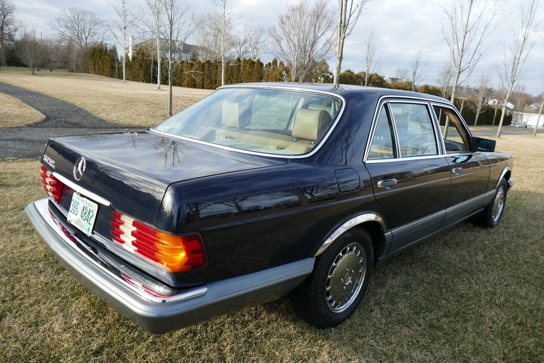 1986 Mercedes-Benz W126 S-Class Sedan - Image 10 of 31