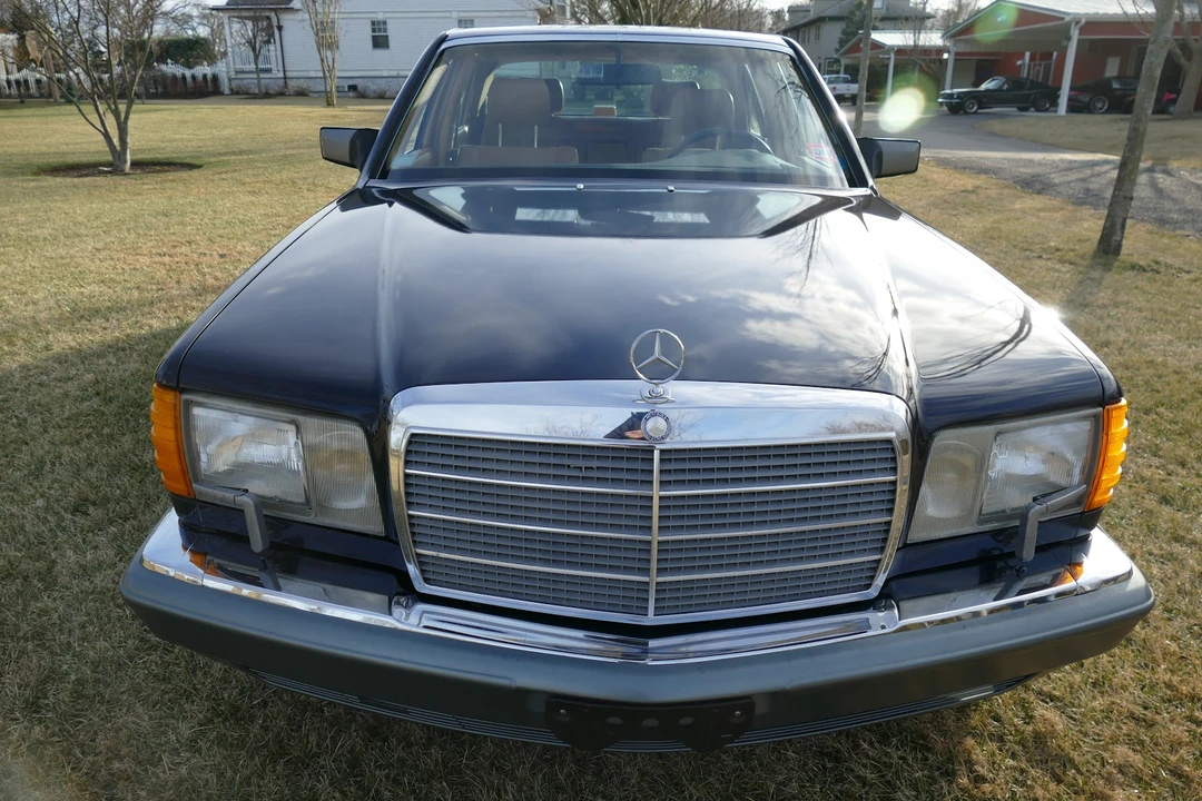 1986 Mercedes-Benz W126 S-Class Sedan - Image 4 of 31
