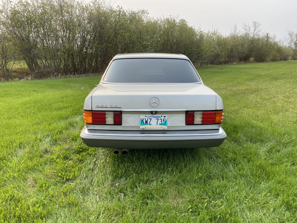 1986 Mercedes-Benz W126 S-Class Sedan - Image 4 of 31