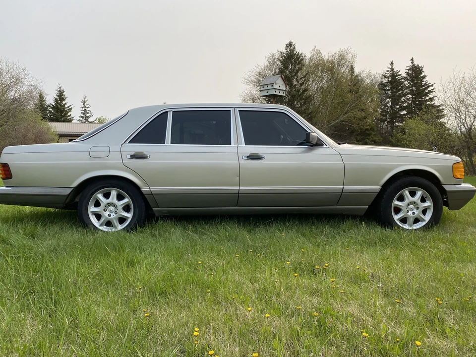 1986 Mercedes-Benz W126 S-Class Sedan - Image 8 of 31