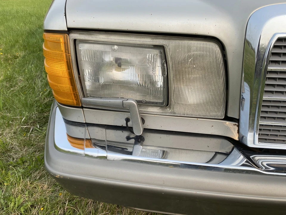 1986 Mercedes-Benz W126 S-Class Sedan - Image 12 of 31