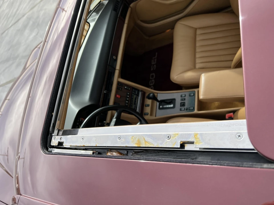 1986 Mercedes-Benz W126 S-Class Sedan - Image 27 of 31
