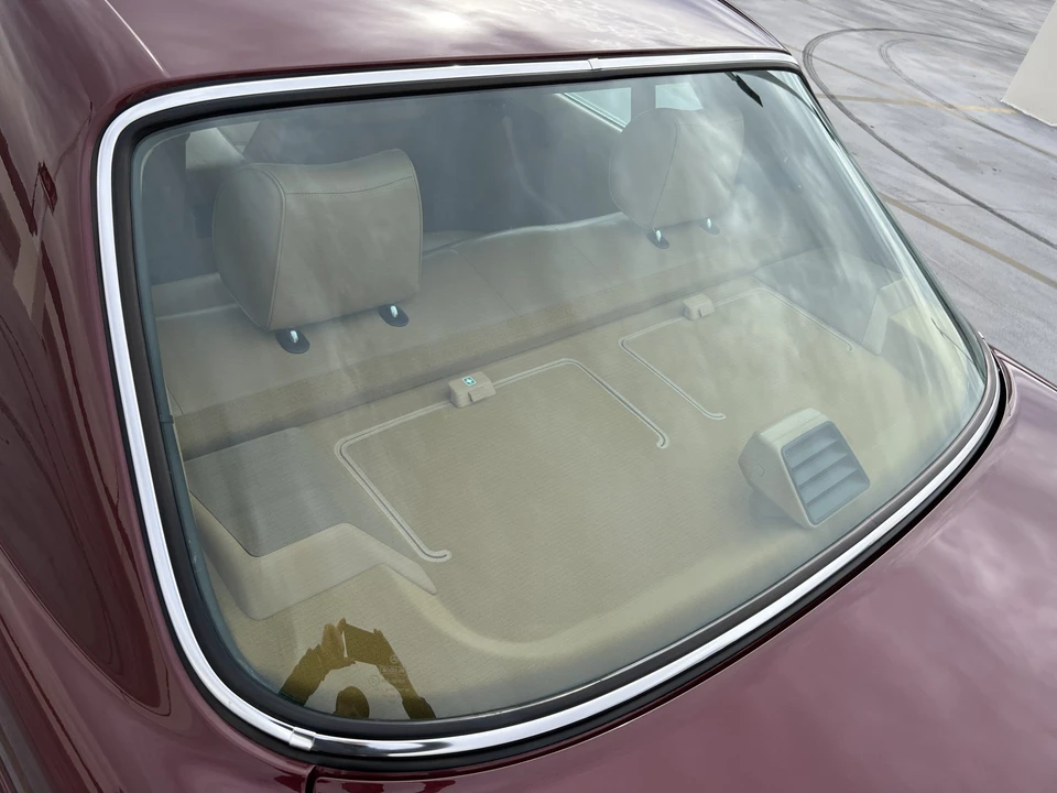 1986 Mercedes-Benz W126 S-Class Sedan - Image 30 of 31