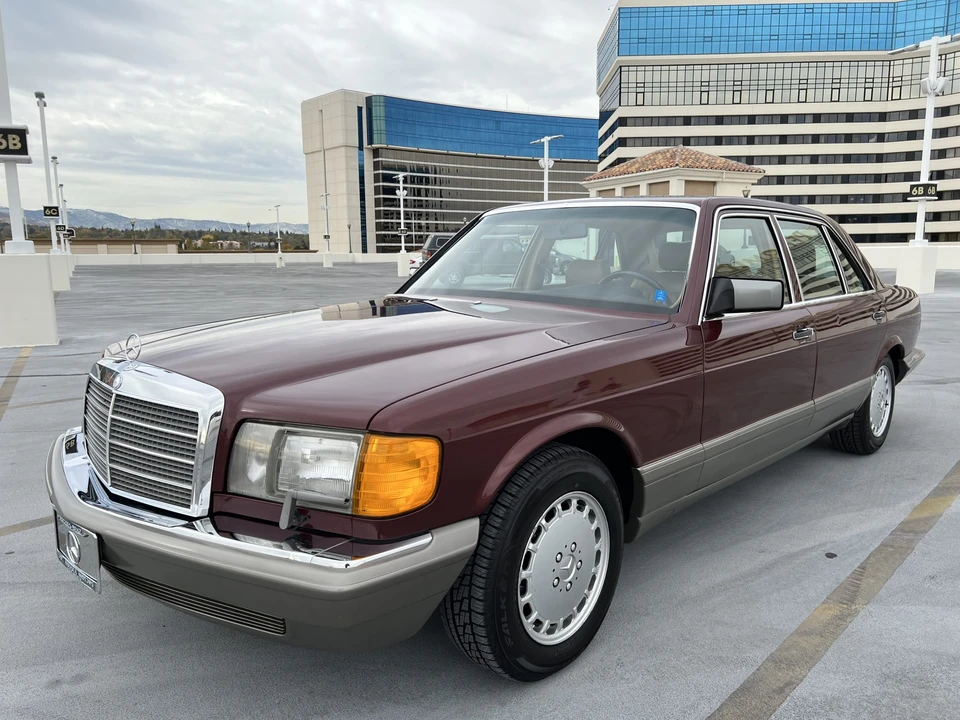 1986 Mercedes-Benz W126 S-Class Sedan - Image 2 of 31
