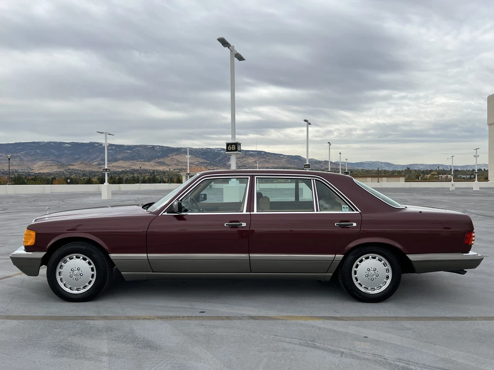 1986 Mercedes-Benz W126 S-Class Sedan - Image 3 of 31