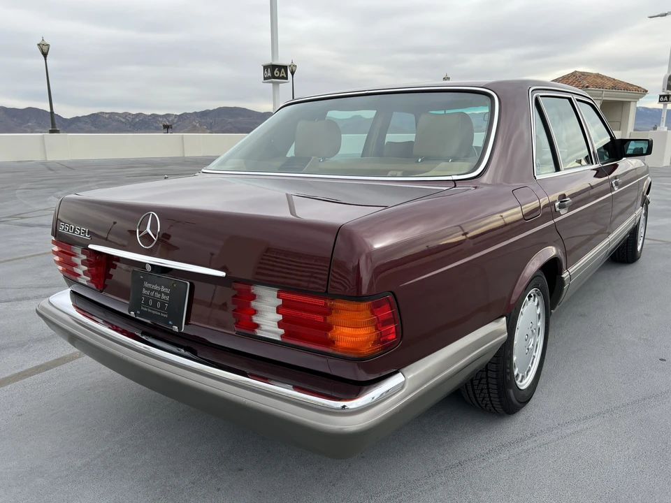 1986 Mercedes-Benz W126 S-Class Sedan - Image 8 of 31