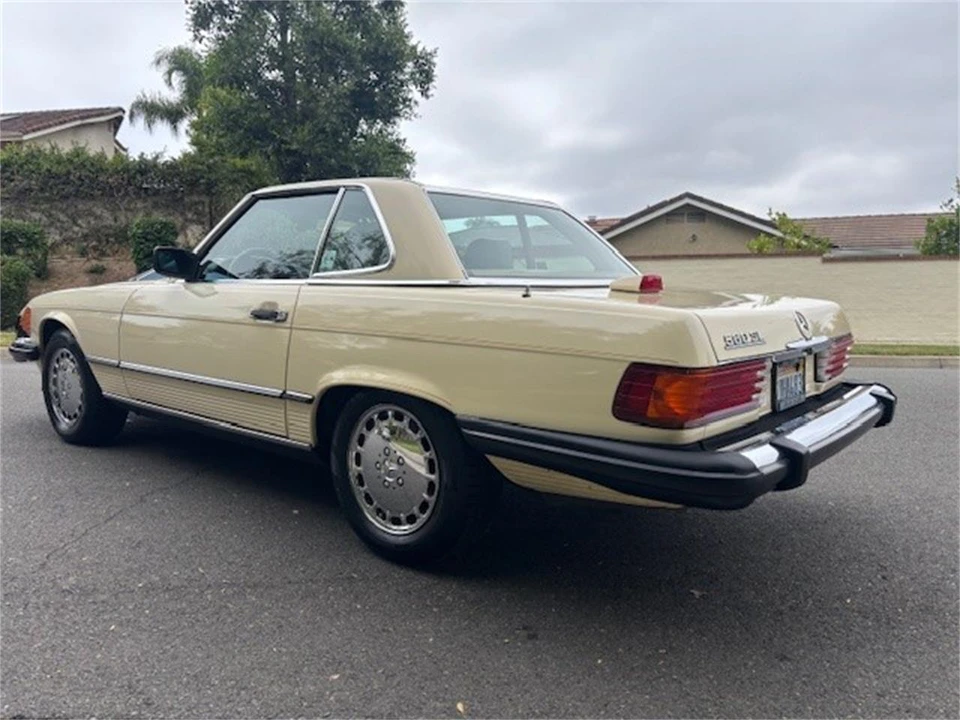 1986 Mercedes-Benz R107 SL-Class - Image 20 of 24