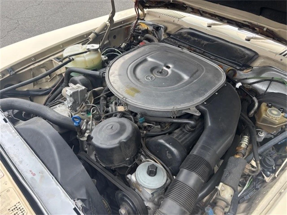 1986 Mercedes-Benz R107 SL-Class - Image 5 of 24