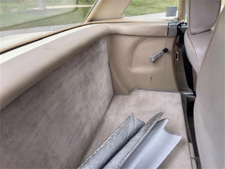 1986 Mercedes-Benz R107 SL-Class - Image 16 of 24