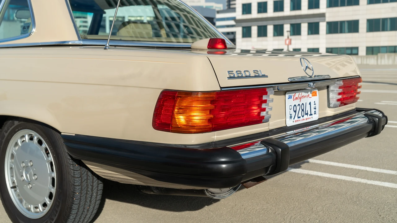 1986 Mercedes-Benz R107 SL-Class - Image 24 of 31