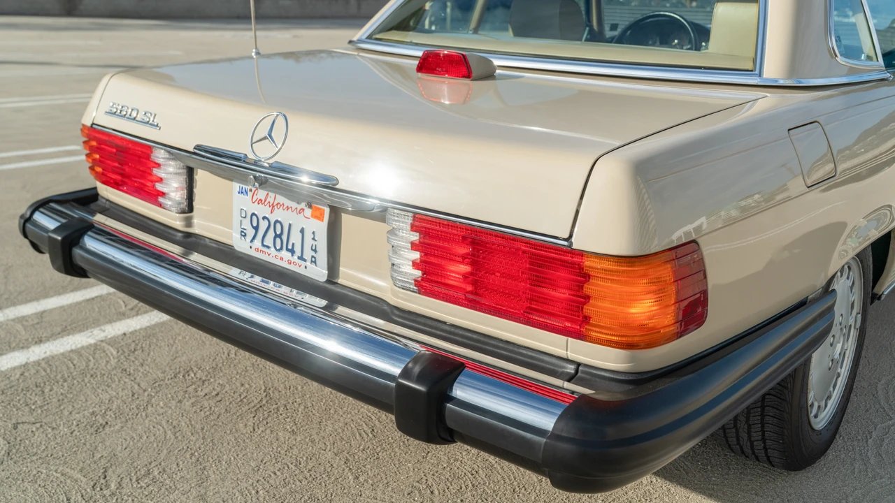 1986 Mercedes-Benz R107 SL-Class - Image 23 of 31