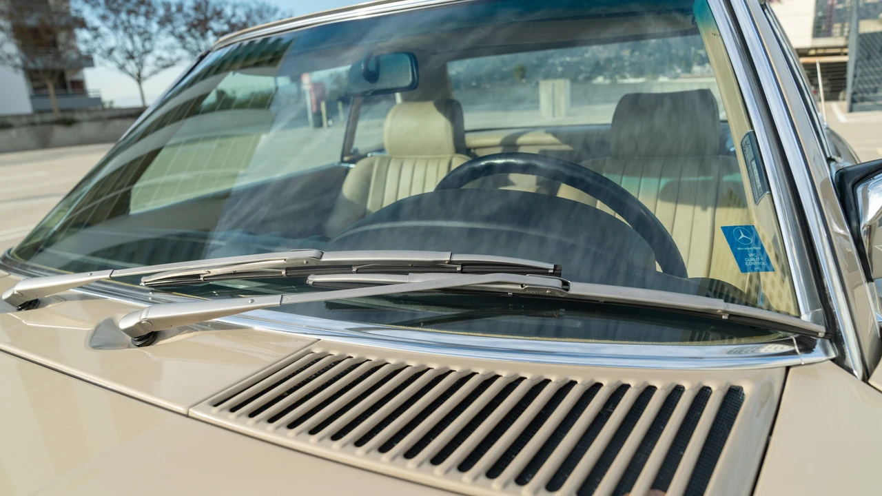 1986 Mercedes-Benz R107 SL-Class - Image 28 of 31