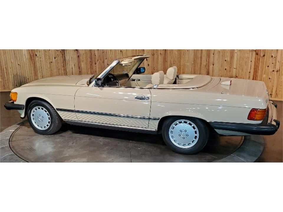 1986 Mercedes-Benz R107 SL-Class - Image 13 of 31