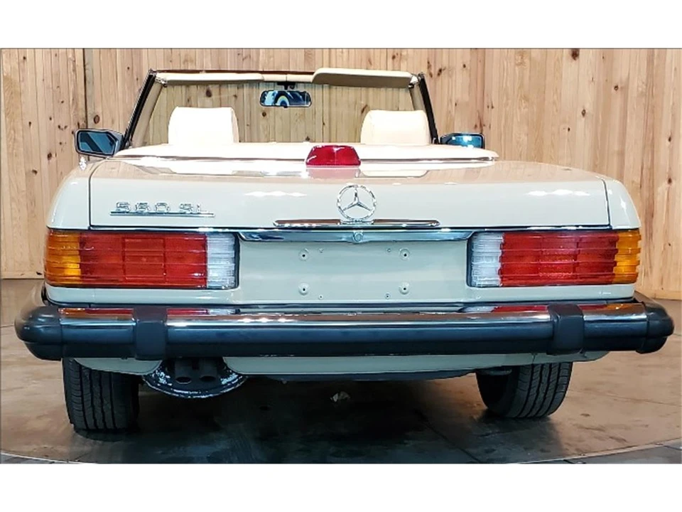 1986 Mercedes-Benz R107 SL-Class - Image 17 of 31