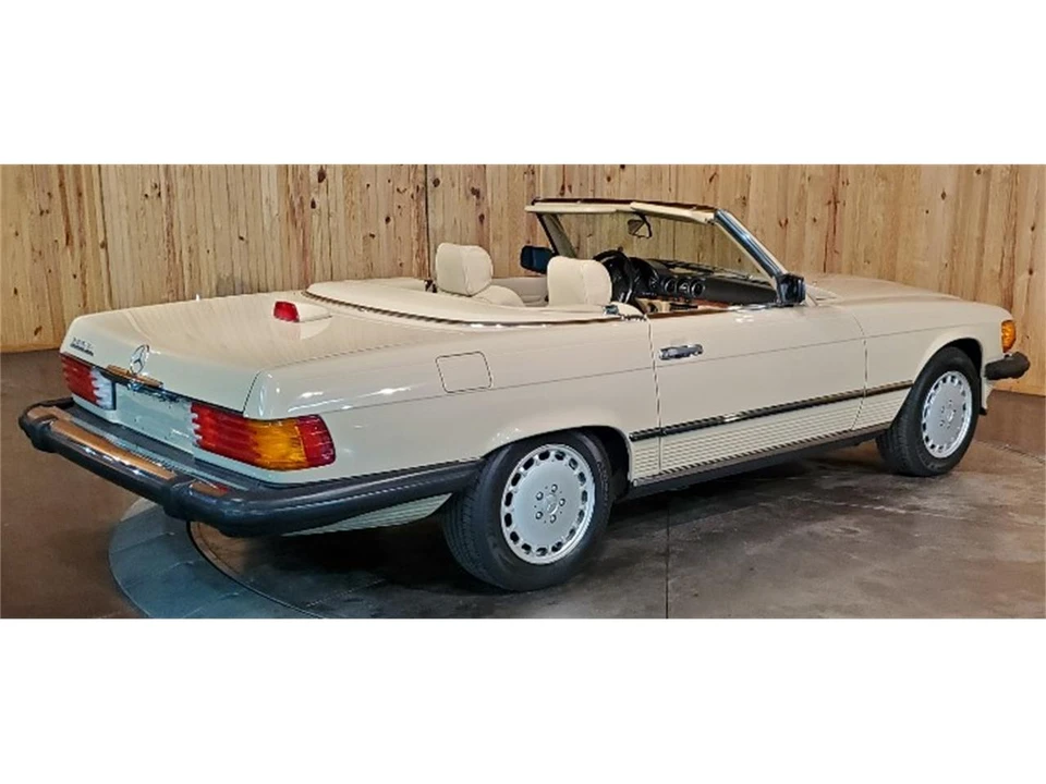 1986 Mercedes-Benz R107 SL-Class - Image 24 of 31