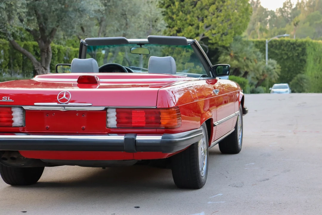 1986 Mercedes-Benz R107 SL-Class - Image 24 of 31