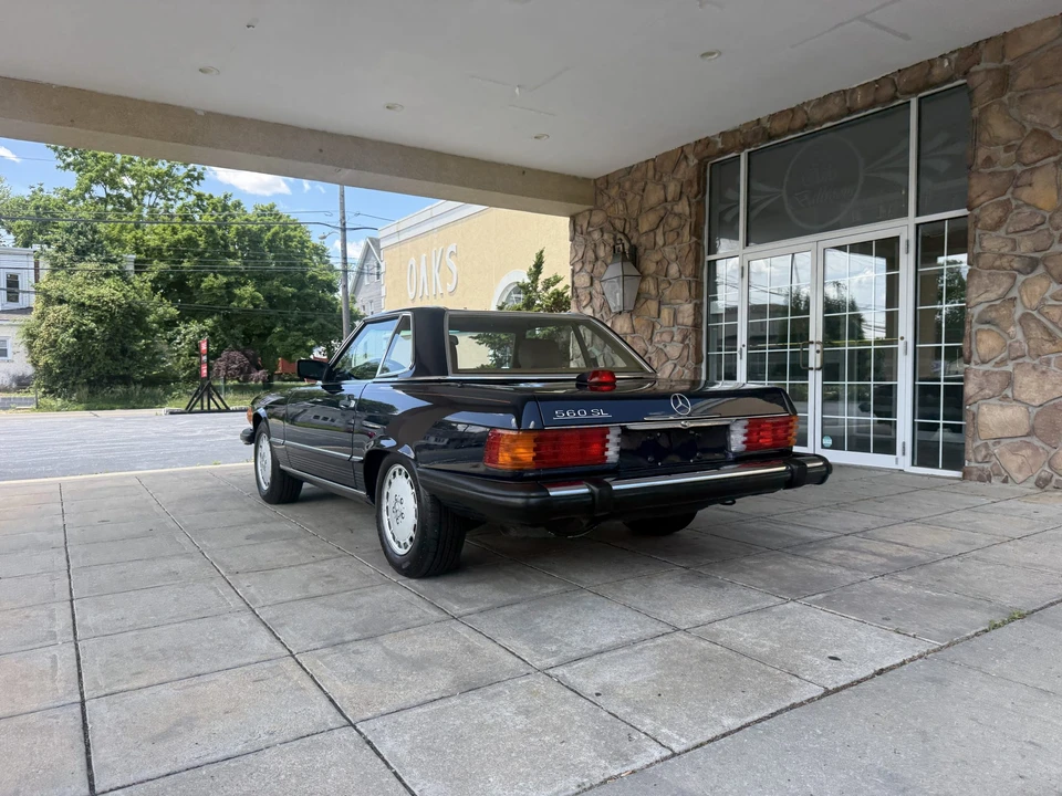 1986 Mercedes-Benz R107 SL-Class - Image 18 of 31