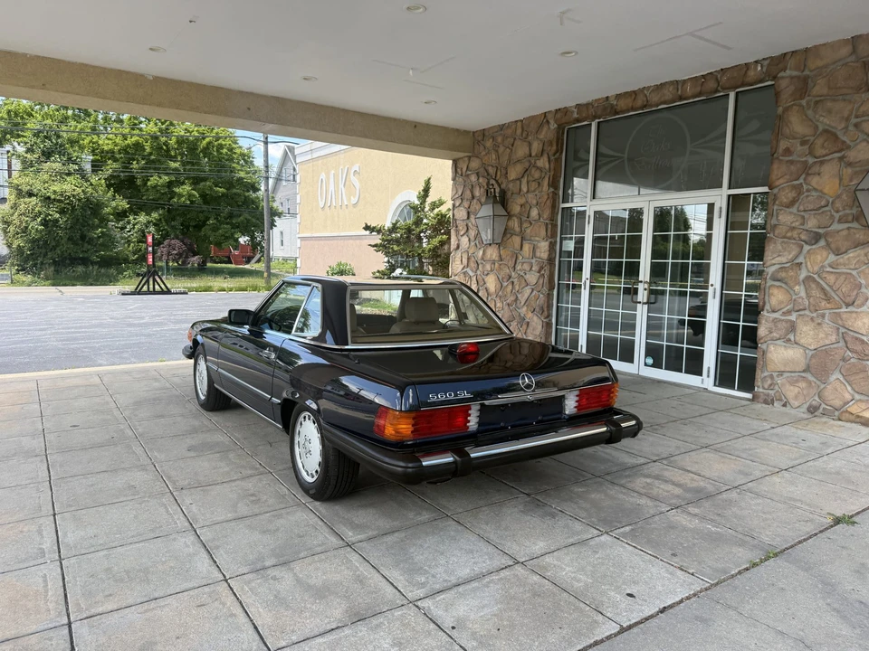 1986 Mercedes-Benz R107 SL-Class - Image 24 of 31