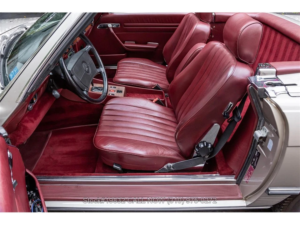 1986 Mercedes-Benz R107 SL-Class - Image 26 of 31