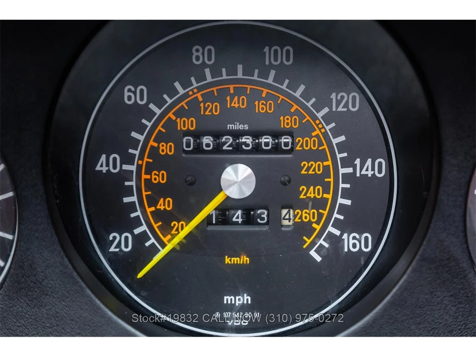 1986 Mercedes-Benz R107 SL-Class - Image 30 of 31