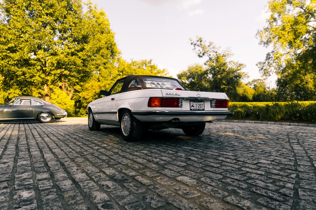 1986 Mercedes-Benz R107 SL-Class - Image 18 of 31