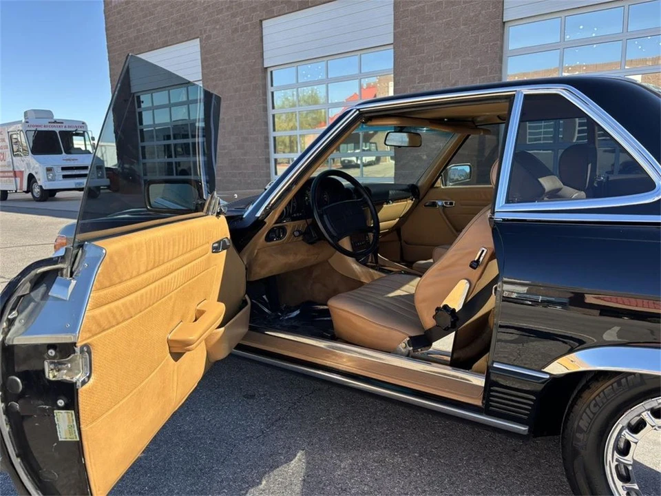 1986 Mercedes-Benz R107 SL-Class - Image 9 of 18