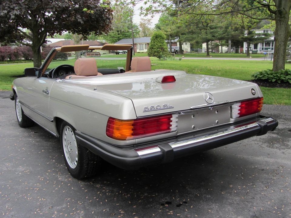1986 Mercedes-Benz R107 SL-Class - Image 13 of 31