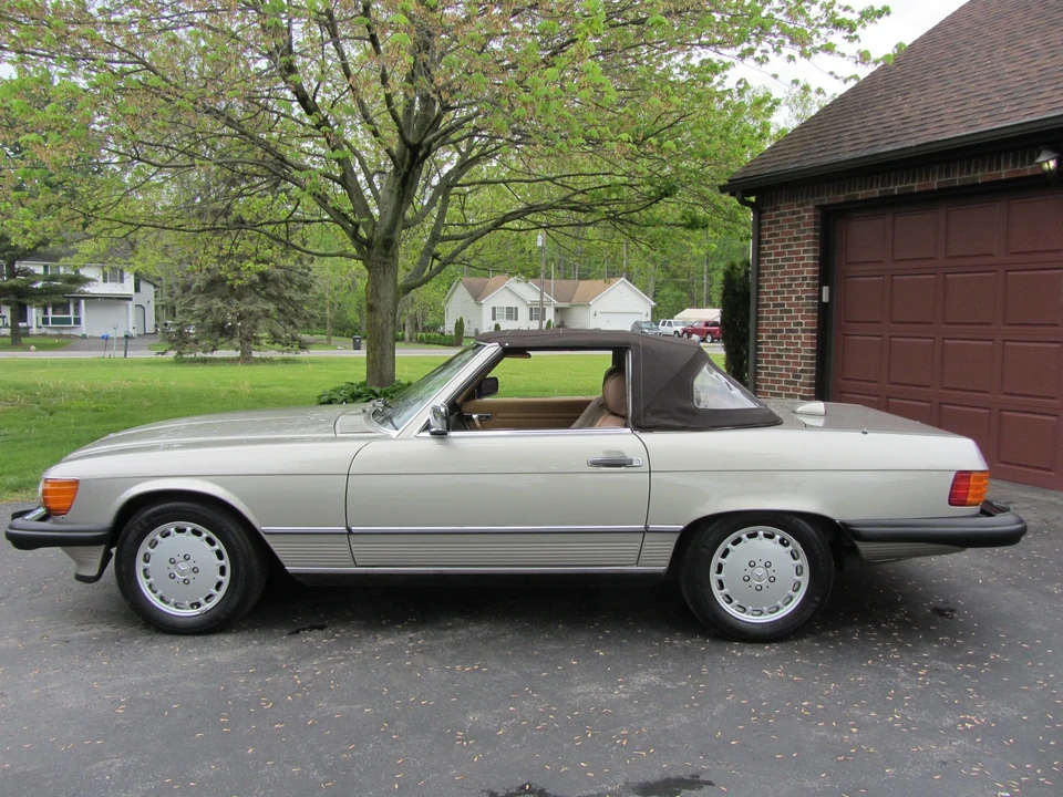 1986 Mercedes-Benz R107 SL-Class - Image 17 of 31