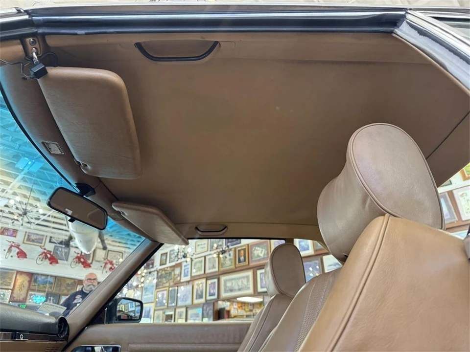 1986 Mercedes-Benz R107 SL-Class - Image 17 of 21