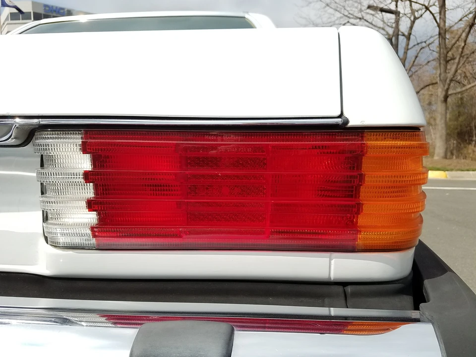 1986 Mercedes-Benz R107 SL-Class - Image 24 of 31