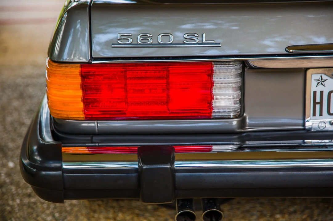 1986 Mercedes-Benz R107 SL-Class - Image 17 of 31