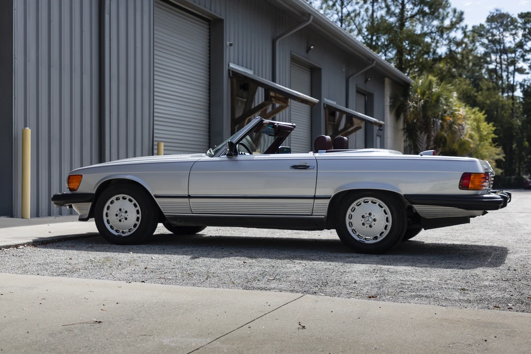 1986 Mercedes-Benz R107 SL-Class - Image 28 of 31