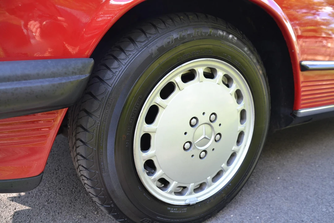 1986 Mercedes-Benz R107 SL-Class - Image 26 of 31