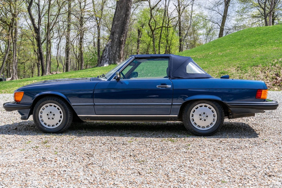 1986 Mercedes-Benz R107 SL-Class - Image 13 of 31