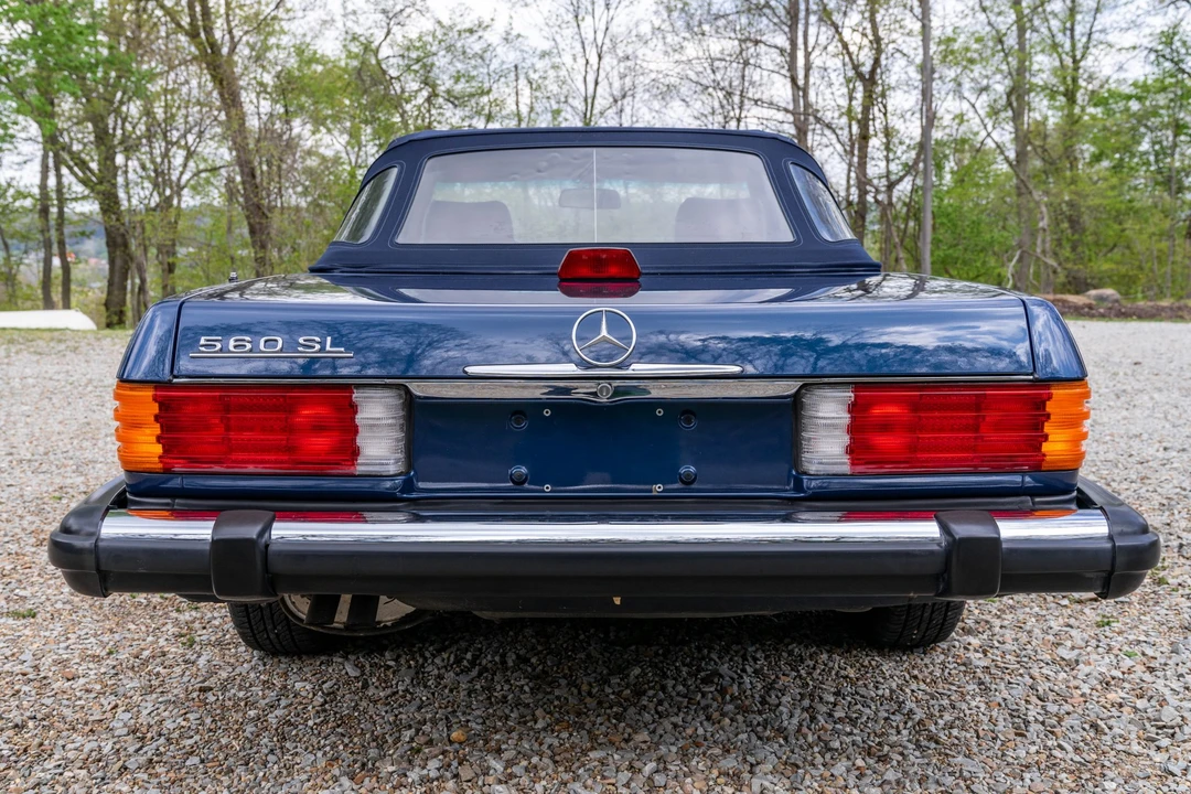 1986 Mercedes-Benz R107 SL-Class - Image 11 of 31