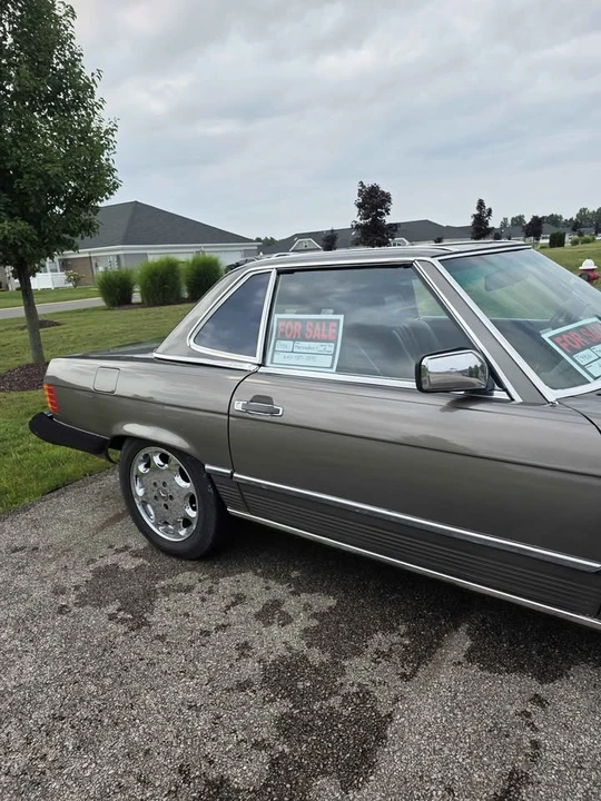 1986 Mercedes-Benz 190E - Image 9 of 9