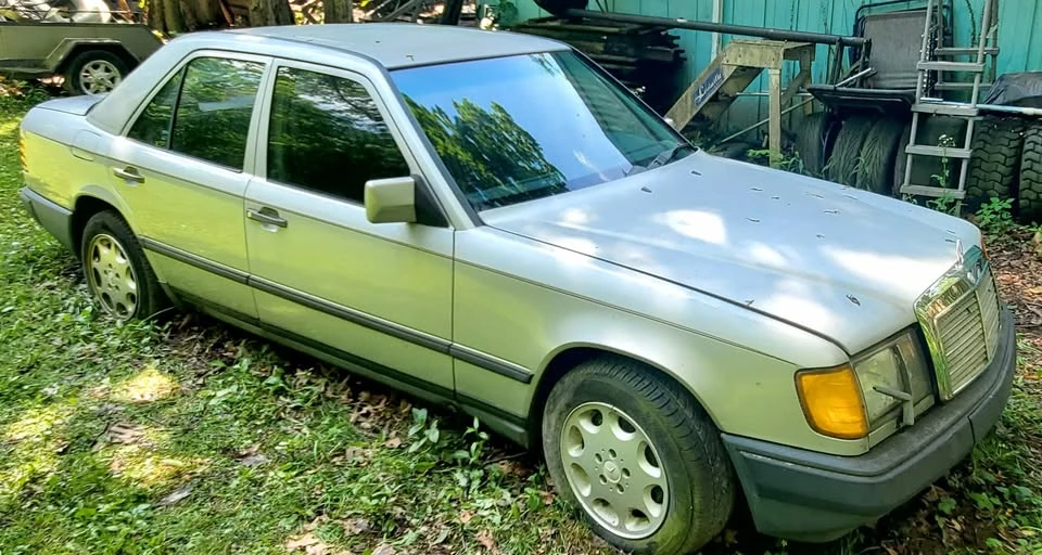 1986 Mercedes-Benz W124 E-Class - Image 2 of 17