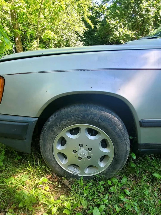 1986 Mercedes-Benz W124 E-Class - Image 15 of 17