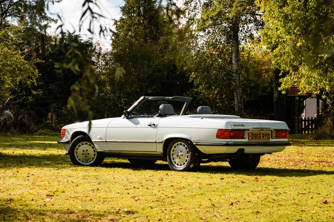 1986 Mercedes-Benz R107 SL-Class - Image 17 of 31