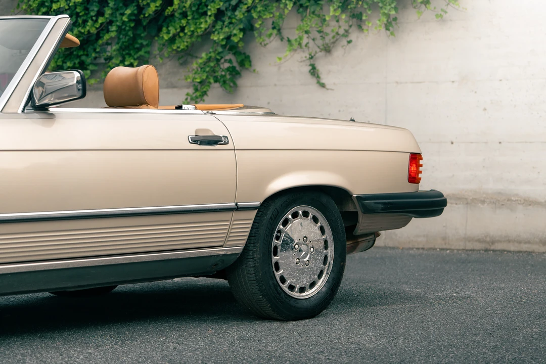 1986 Mercedes-Benz R107 SL-Class - Image 28 of 31