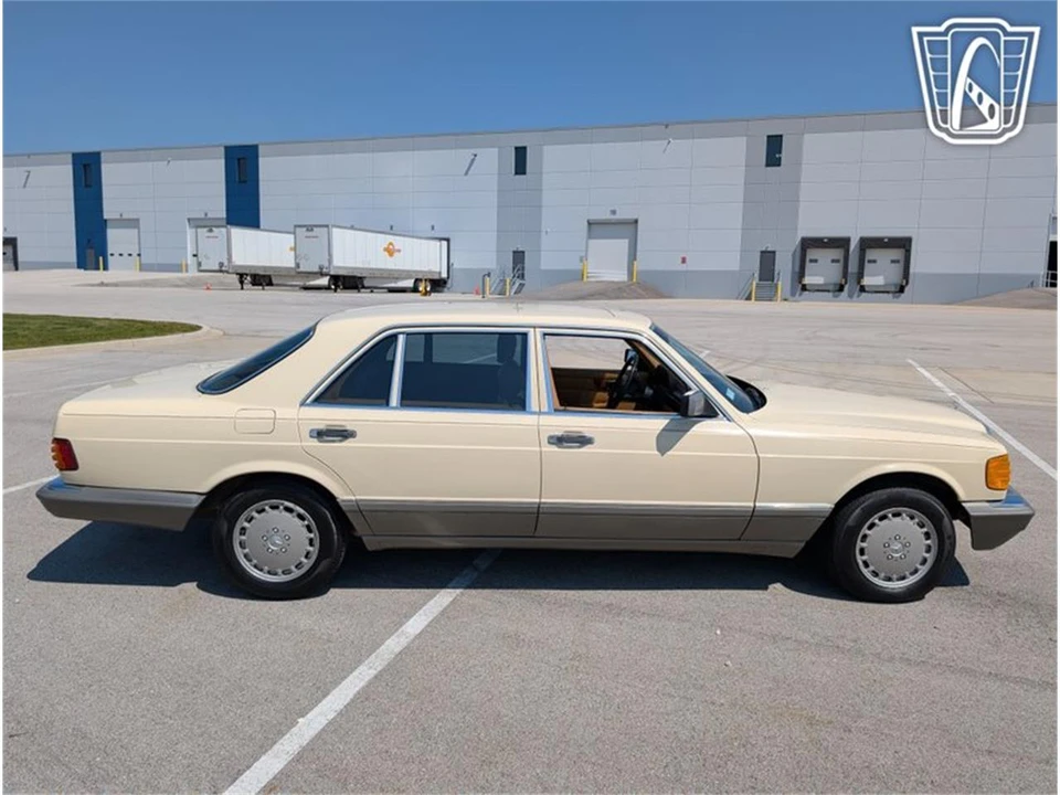 1986 Mercedes-Benz W126 S-Class Sedan - Image 17 of 31