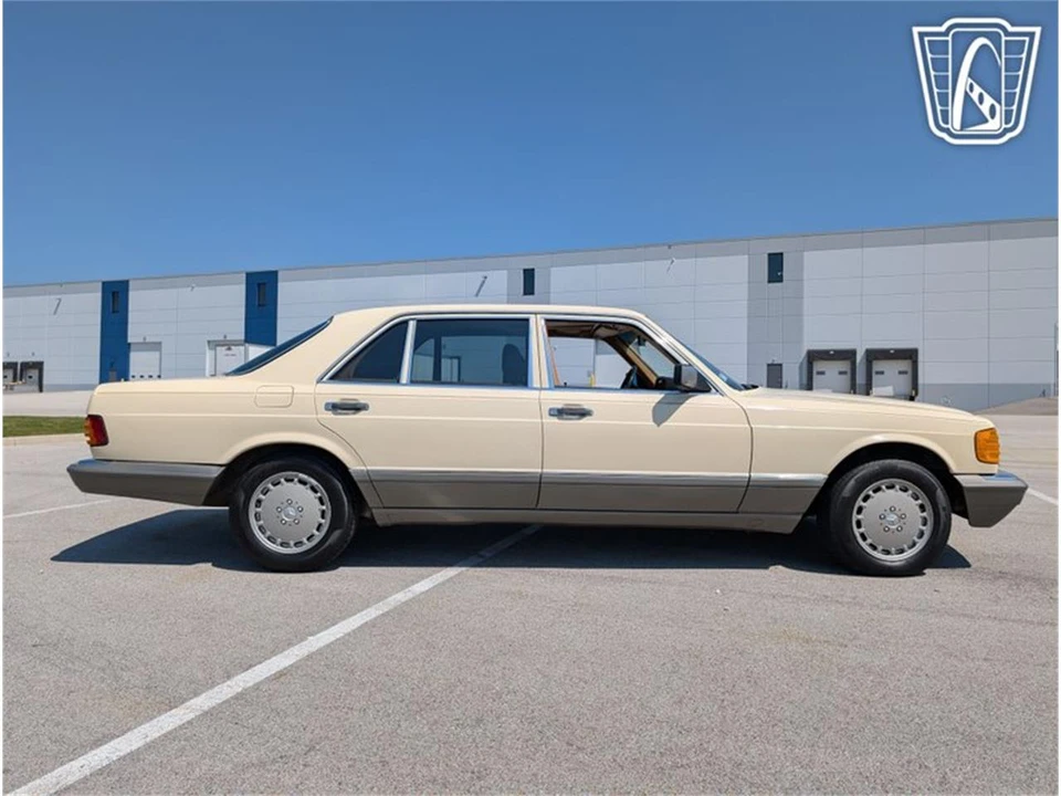 1986 Mercedes-Benz W126 S-Class Sedan - Image 18 of 31