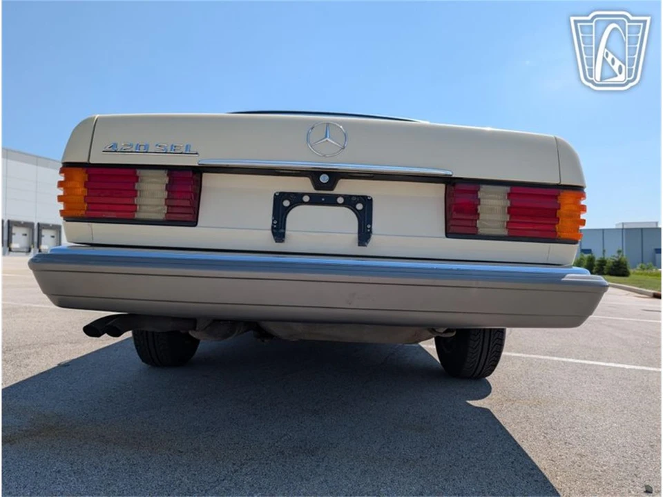1986 Mercedes-Benz W126 S-Class Sedan - Image 13 of 31