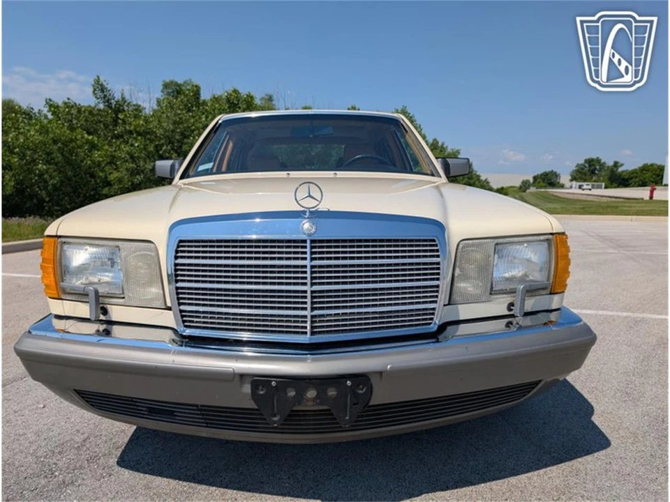 1986 Mercedes-Benz W126 S-Class Sedan - Image 24 of 31