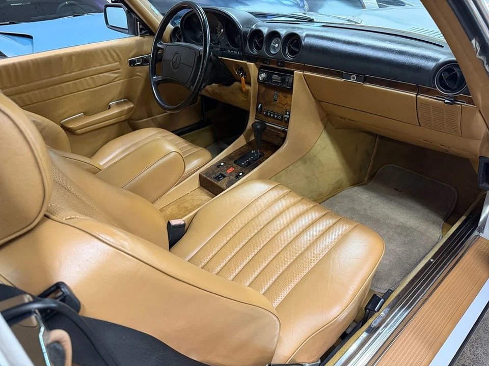 1986 Mercedes-Benz R107 SL-Class - Image 17 of 25