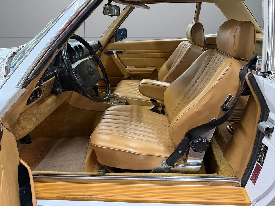 1986 Mercedes-Benz R107 SL-Class - Image 9 of 25