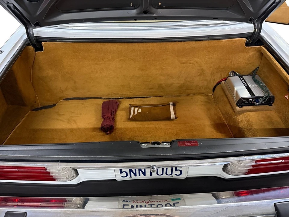1986 Mercedes-Benz R107 SL-Class - Image 19 of 25